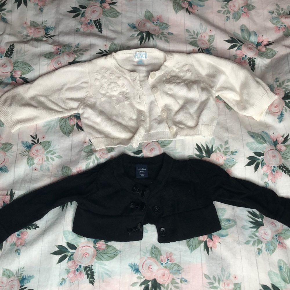 Baby girls sweaters, (2) black and white